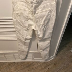 Universal Threads skinny jeans